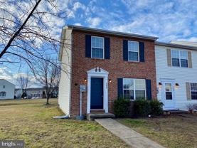 142 Surrey Club Ln - Photo 1 of 1