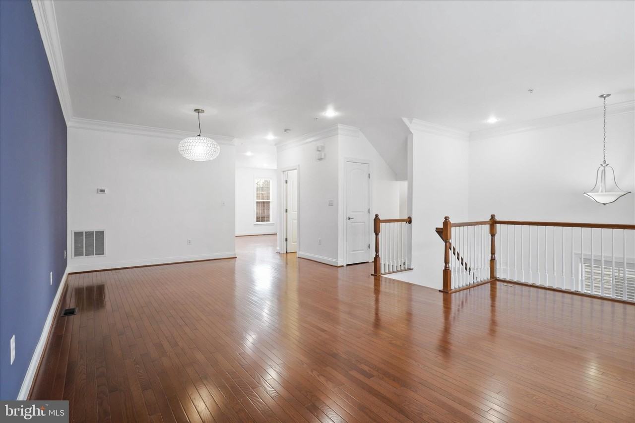 8072 Criaza Branch Ct - Photo 2 of 21