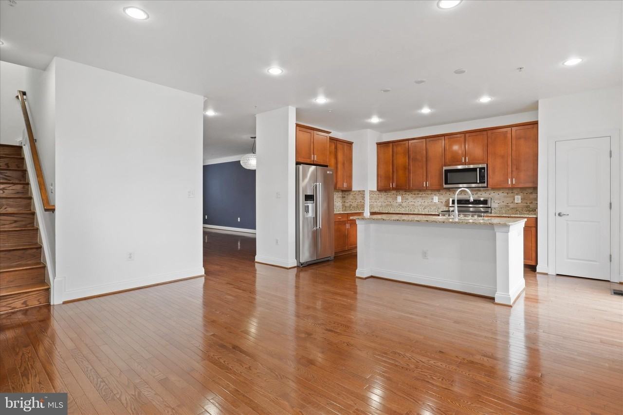 8072 Criaza Branch Ct - Photo 5 of 21