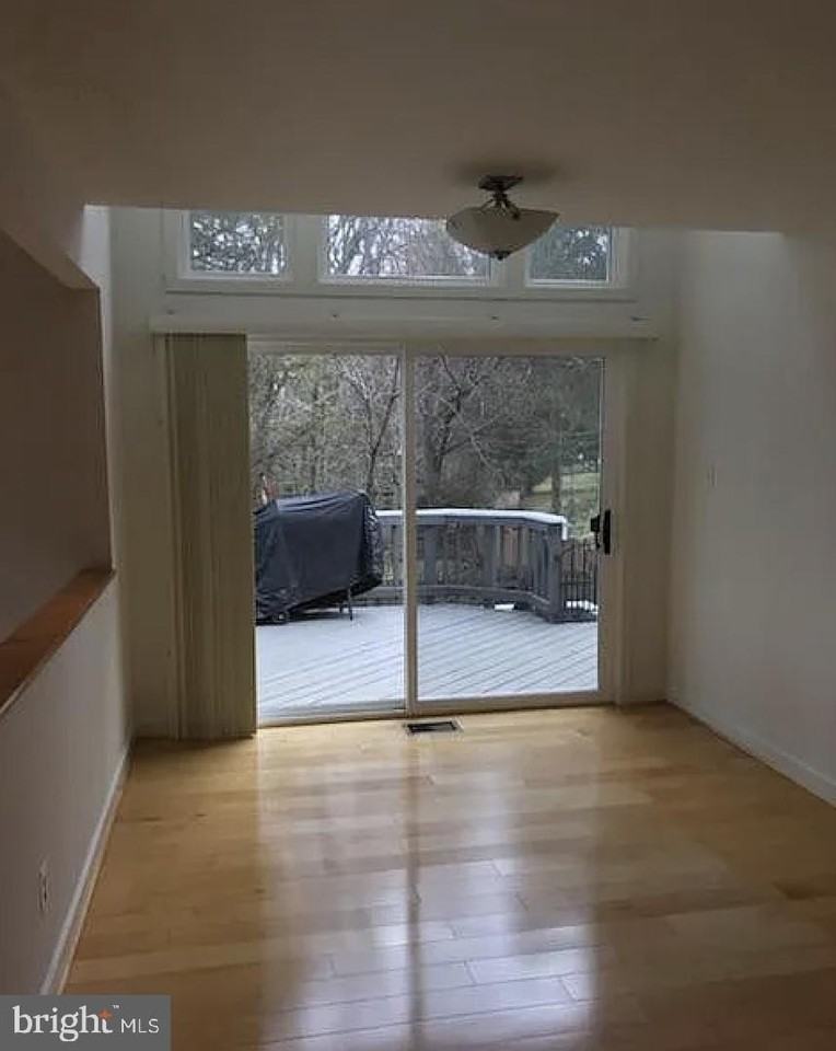 479 Montalto Dr - Photo 5 of 12