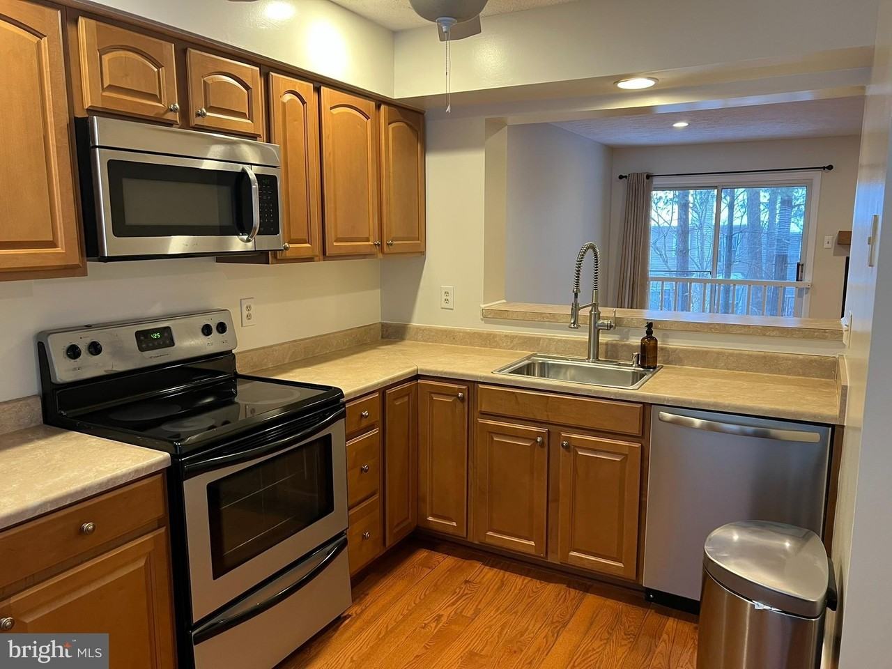 7321 Stream Way - Photo 2 of 15