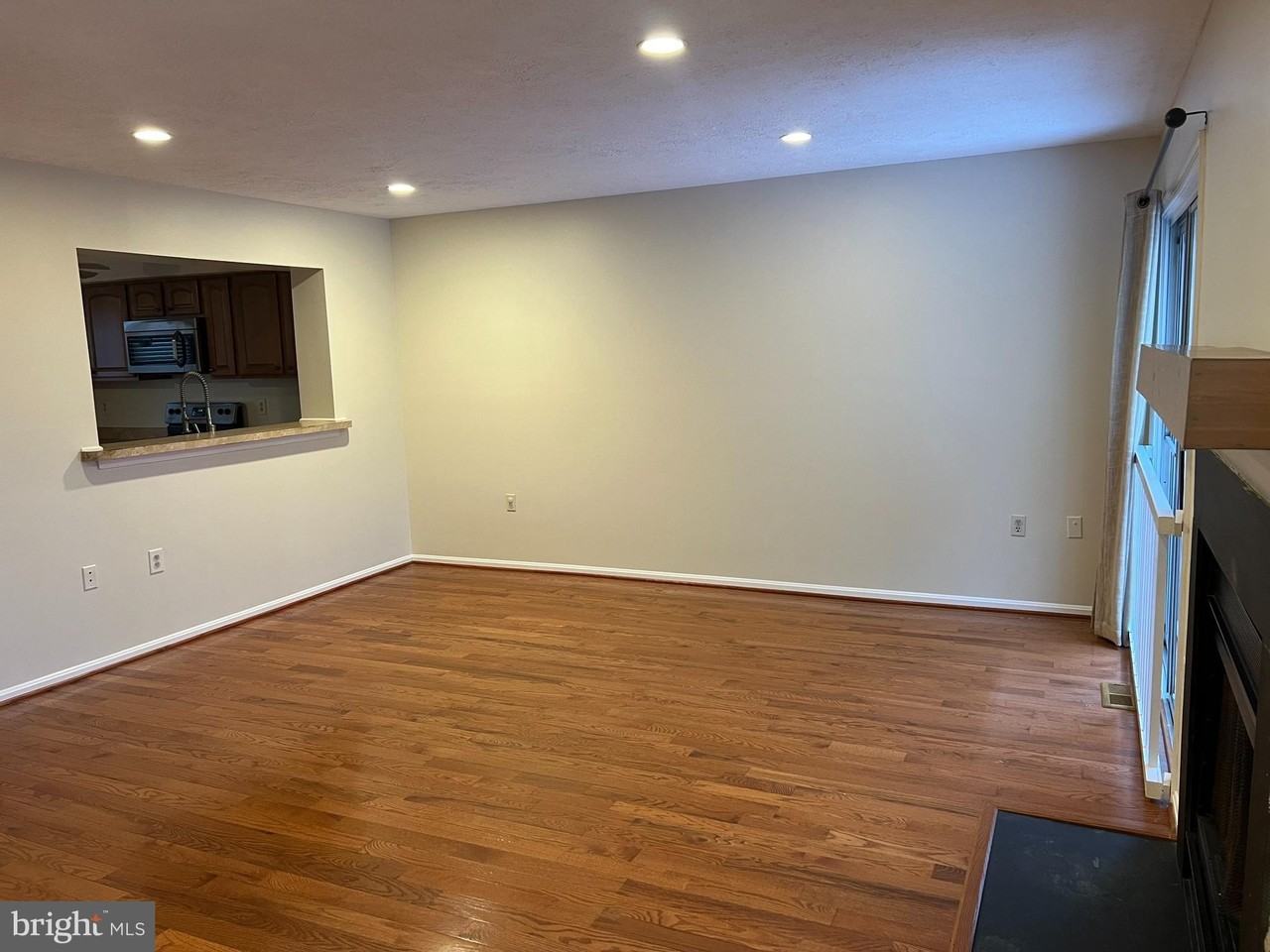 7321 Stream Way - Photo 4 of 15