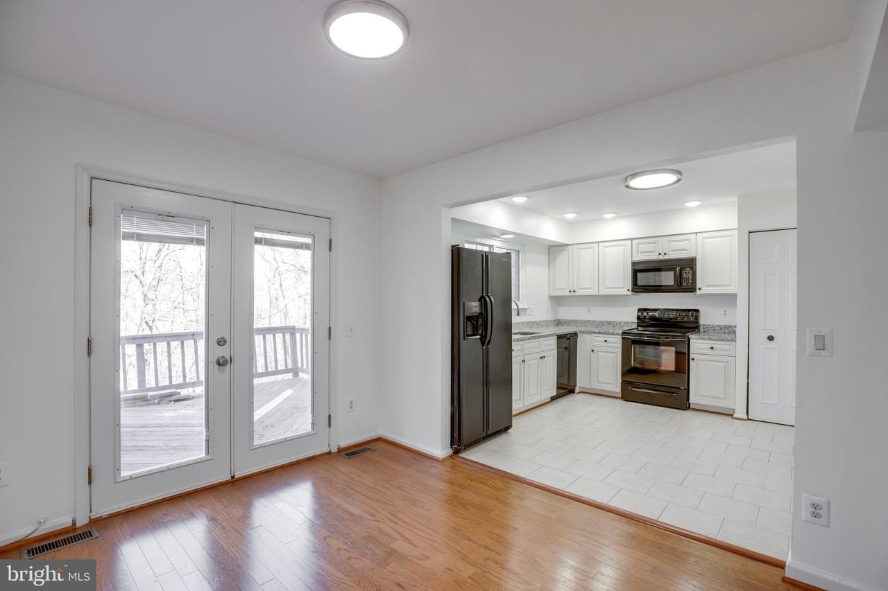 6012 Westbourne Pl - Photo 5 of 39