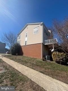 25021 Justice Dr - Photo 2 of 21