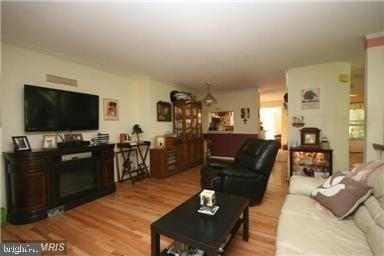 15640 Montview Dr - Photo 7 of 24