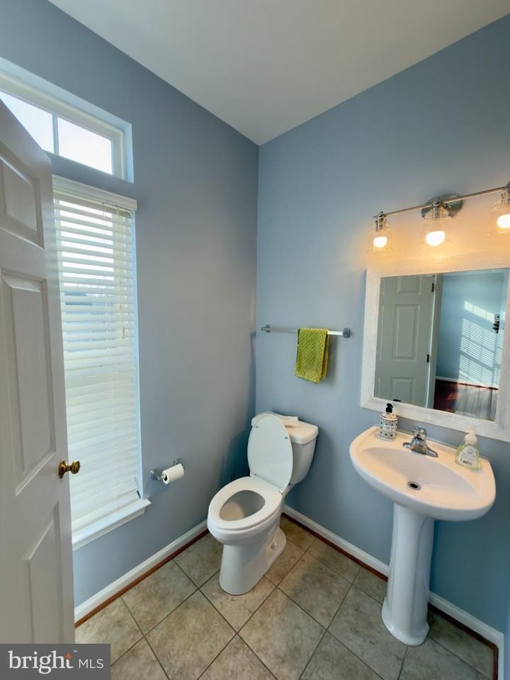 15044 Danehurst Cir - Photo 5 of 24