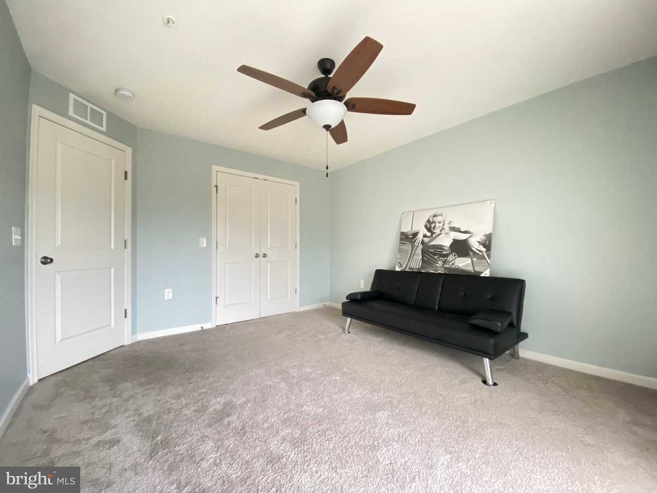 14823 Chrysler Ct - Photo 6 of 27