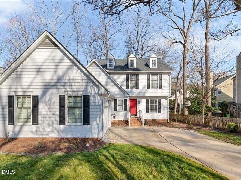 8625 Vanburgh Ct - Photo 3 of 42