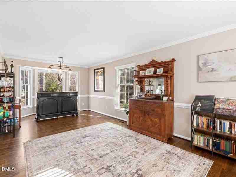 8625 Vanburgh Ct - Photo 7 of 42