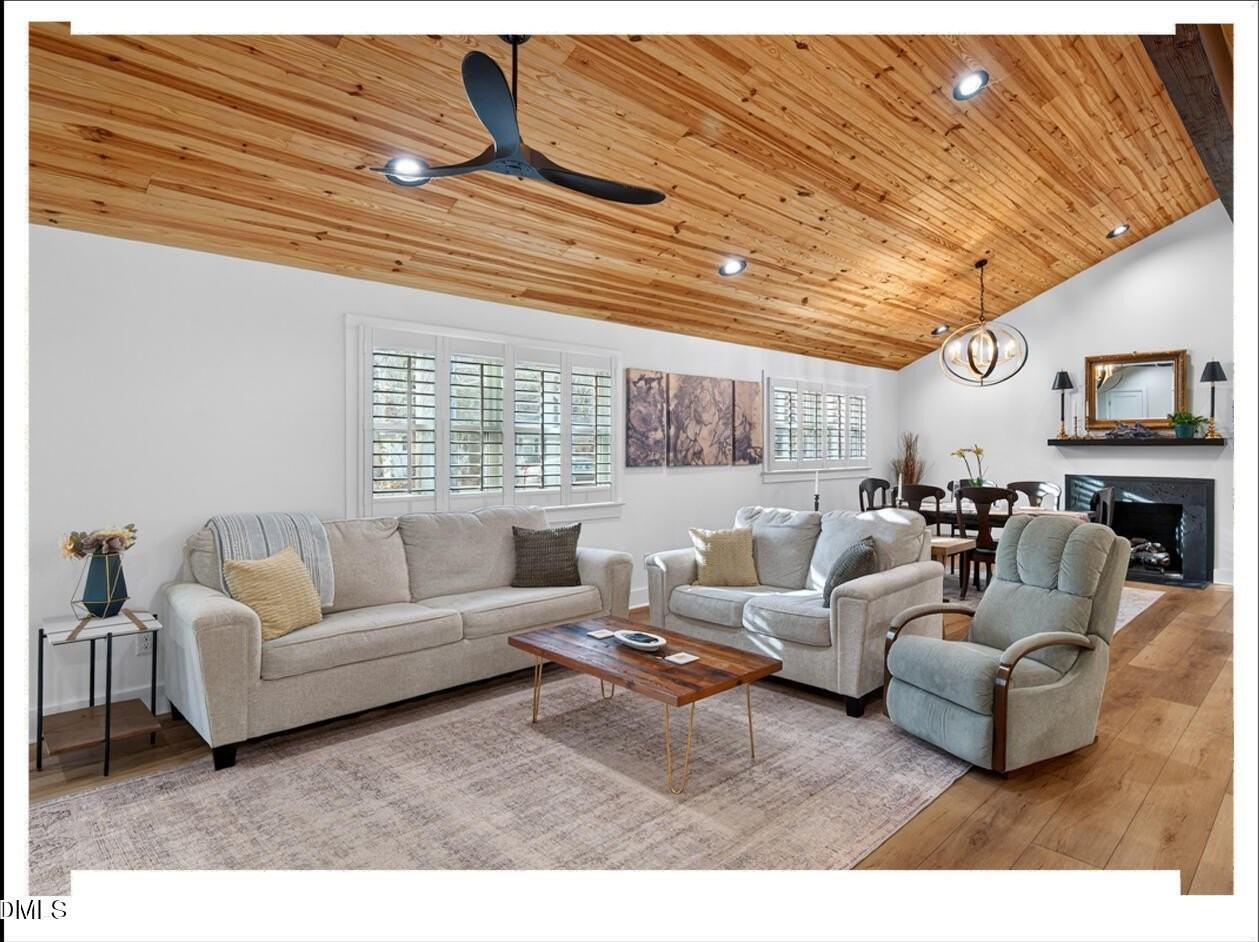 5008 Autumn Dr - Photo 6 of 50