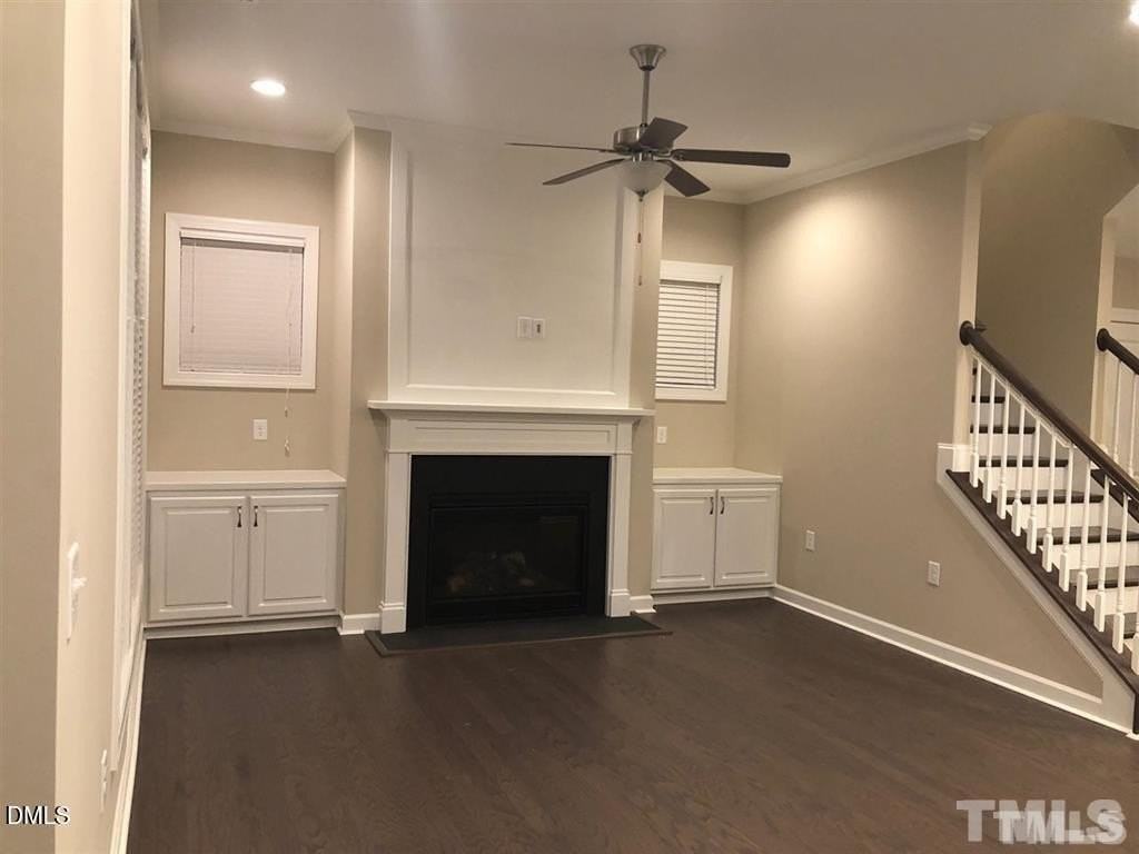 1600 Silo Ridge Dr - Photo 4 of 16