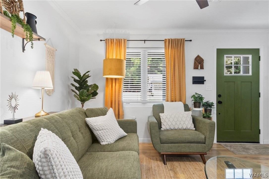 1929 24th Ave E - Photo 4 of 35