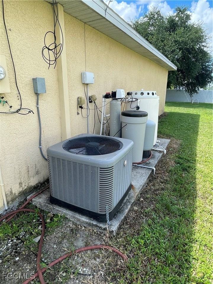 1908 Ne 7th Ave - Photo 2 of 15