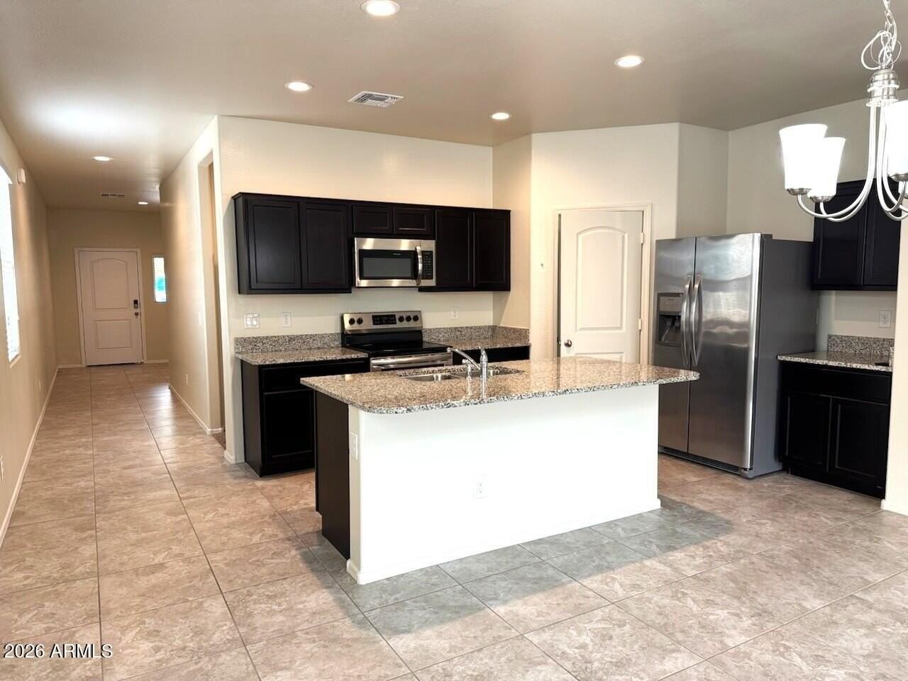 4794 E Chromium Rd - Photo 3 of 16