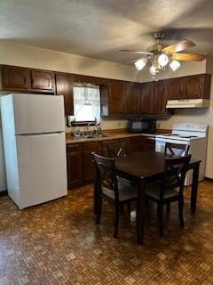 457 E Main St - Photo 5 of 13