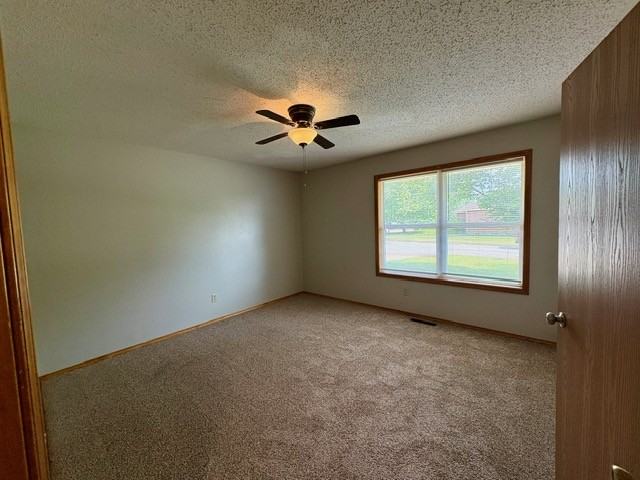 3955 W Eaglecrest St - Photo 7 of 13