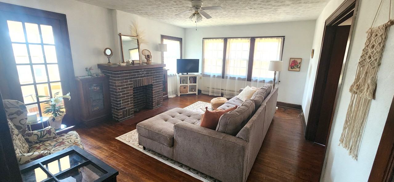 115 N Portage Path #6 - Photo 7 of 18