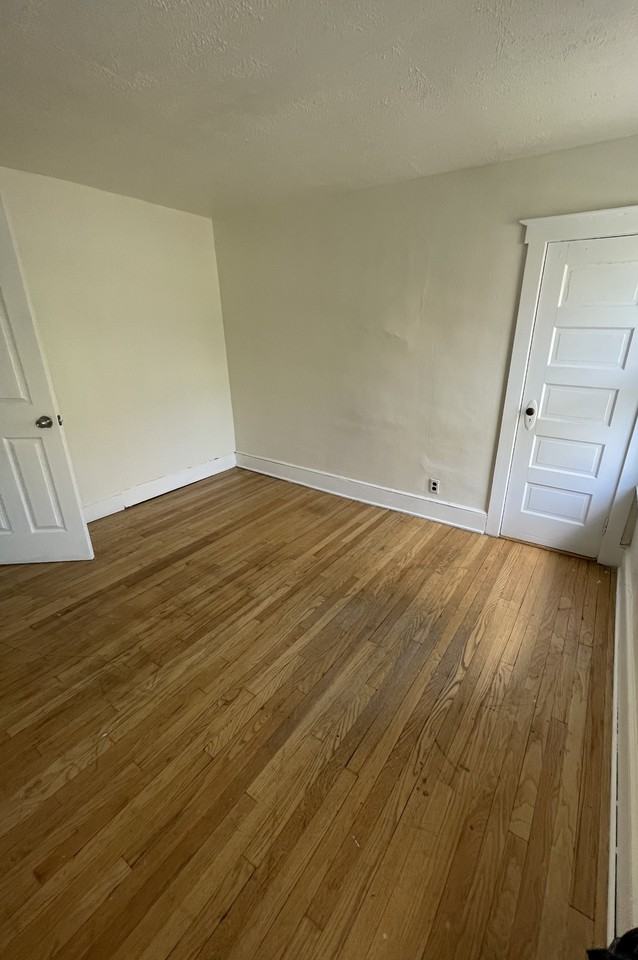 109 Schubert St #2 - Photo 5 of 12