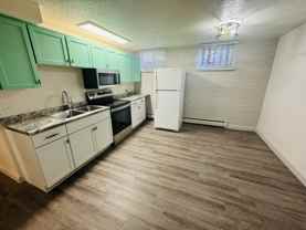 429 N Gilbert St #5 - Photo 1 of 1