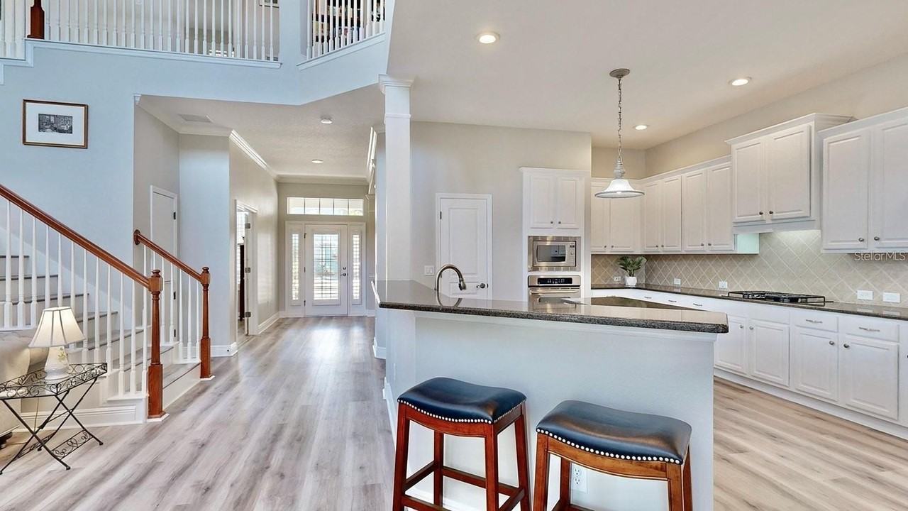 614 Islebay Dr - Photo 7 of 37