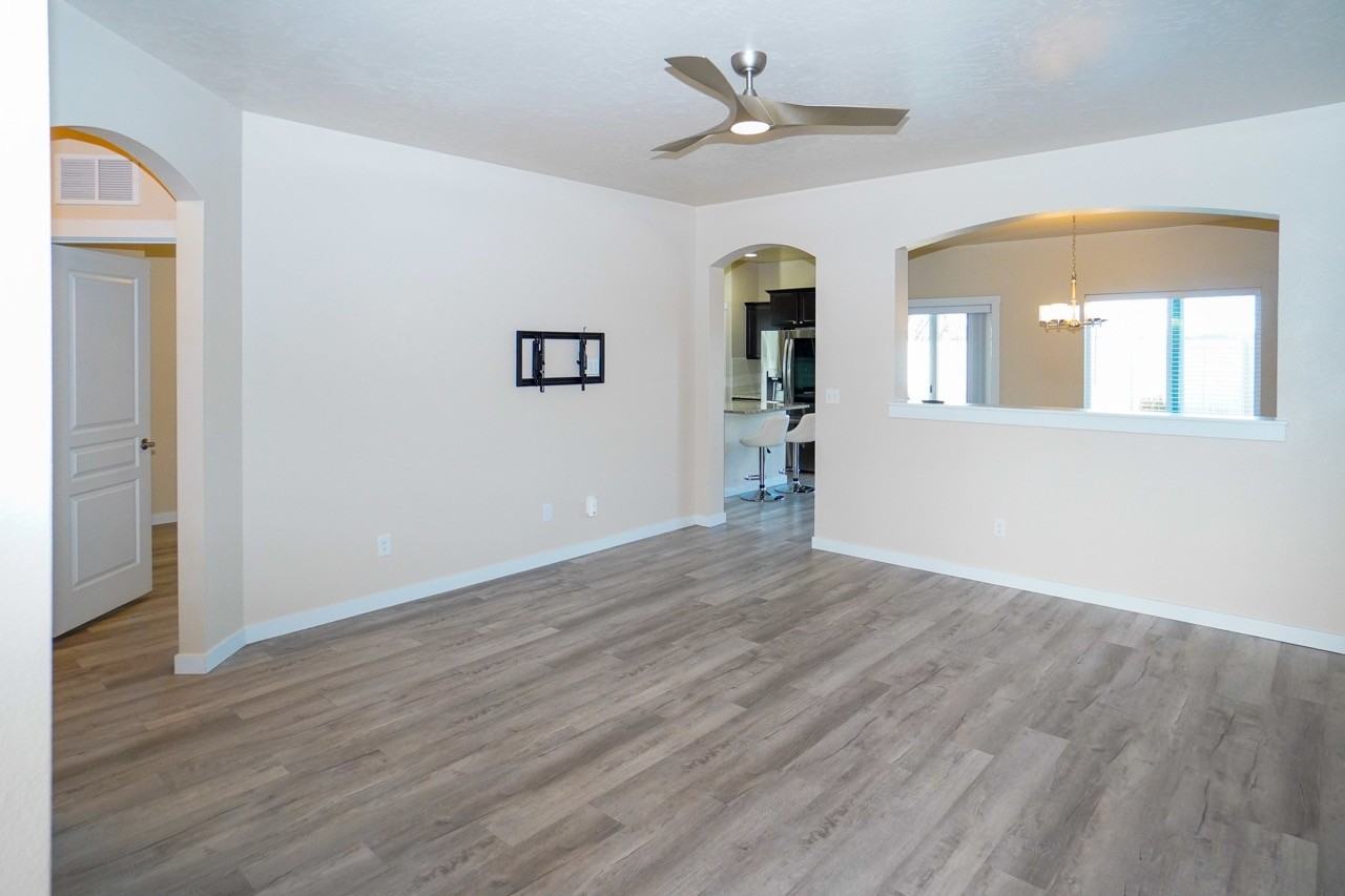 4272 W Peak Cloud Dr #1 - Photo 5 of 38