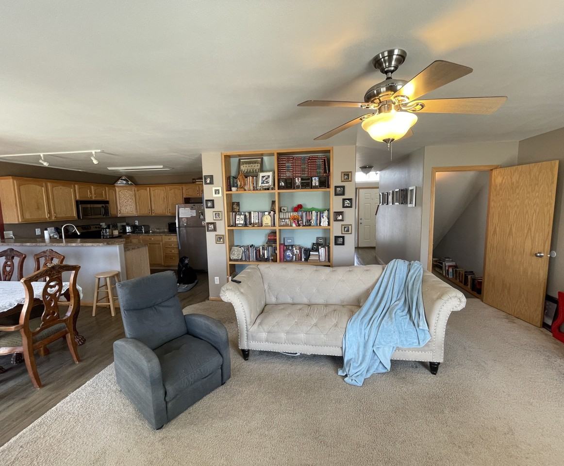 415 Washington Ave - Photo 7 of 14