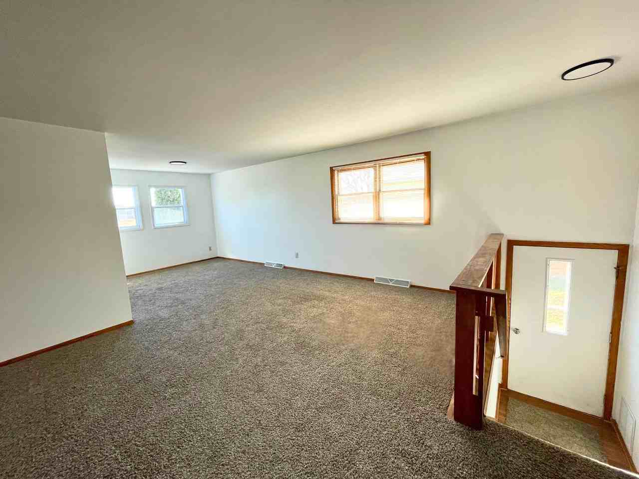 705 Willow Run St #A - Photo 3 of 28