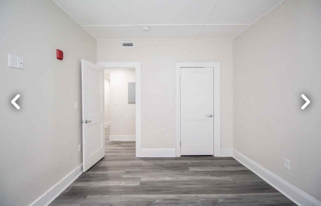 18 Walnut St #4L - Photo 5 of 16