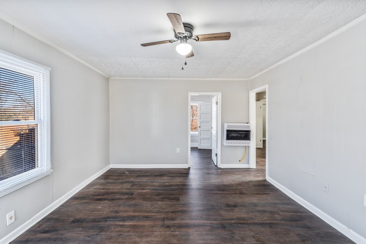 207 Sunset Ave - Photo 7 of 16