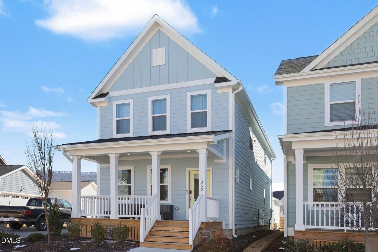 1252 Barreto Dr - Photo 2 of 27