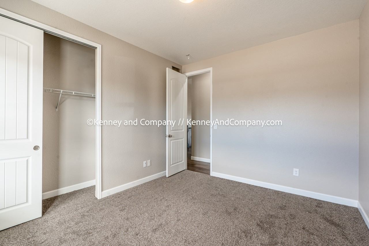 7625 Alpine Daisy Dr #1 - Photo 4 of 25