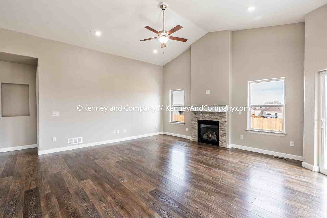 7625 Alpine Daisy Dr #1 - Photo 6 of 25