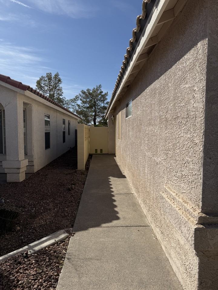 8319 Haven Cove Ave #1 - Photo 2 of 18