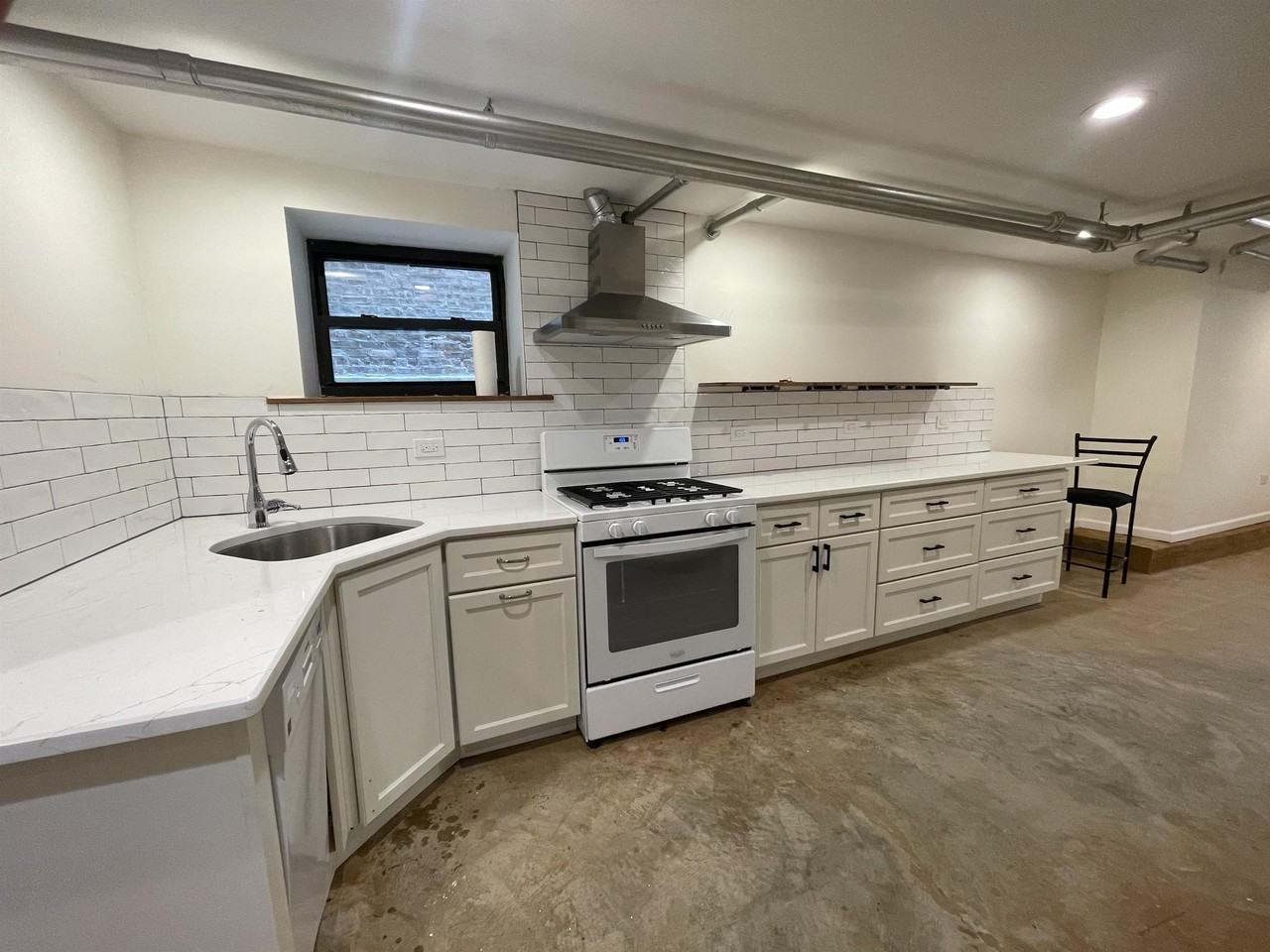 3010 West Wilson Avenuegarden #G - Photo 5 of 24