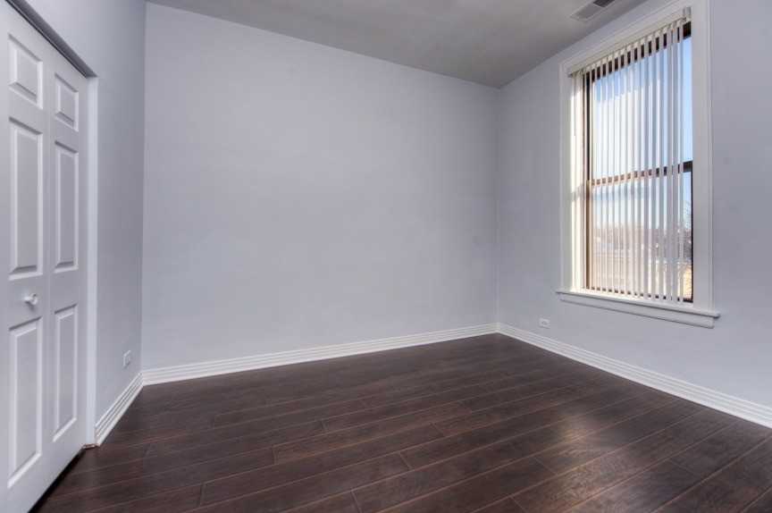 3851 N Lincoln Ave #3 - Photo 4 of 8