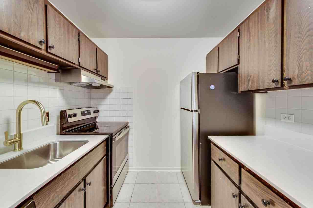 9801 S Karlov Ave - Photo 6 of 9