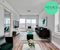 featured image of 220 Cannon St E