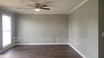 featured image of 4428 Bonnell Dr Nw #B