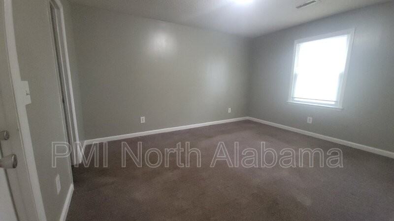 4428 Bonnell Dr Nw #B - Photo 7 of 15