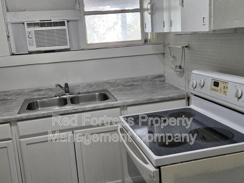 3810 Desoto Ave - Photo 3 of 5