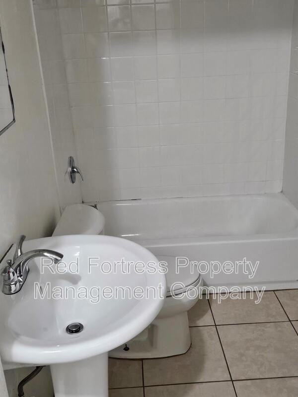 3810 Desoto Ave - Photo 4 of 5