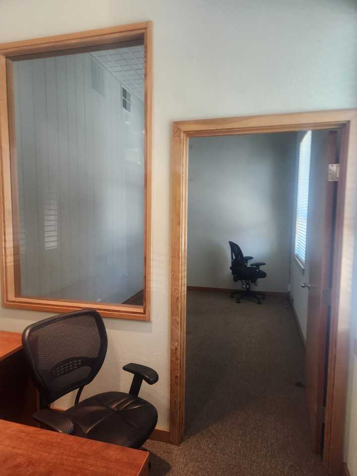 180 Harbor Dr #1 - Photo 3 of 7