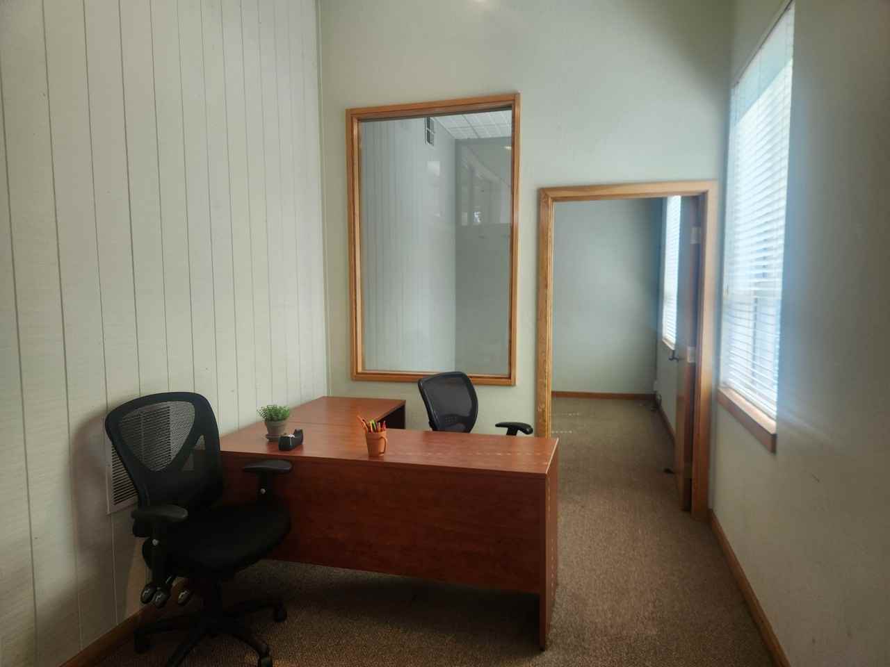 180 Harbor Dr #1 - Photo 4 of 7