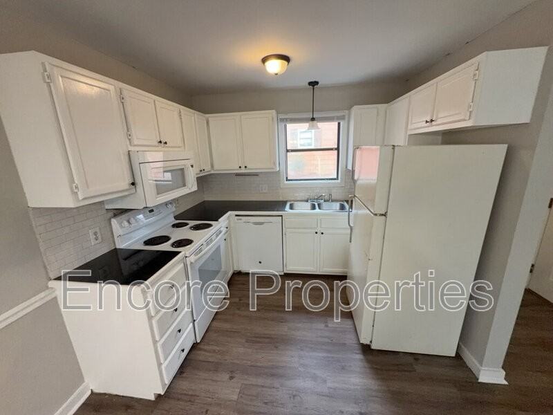 7305 Leesville Rd #C - Photo 3 of 11