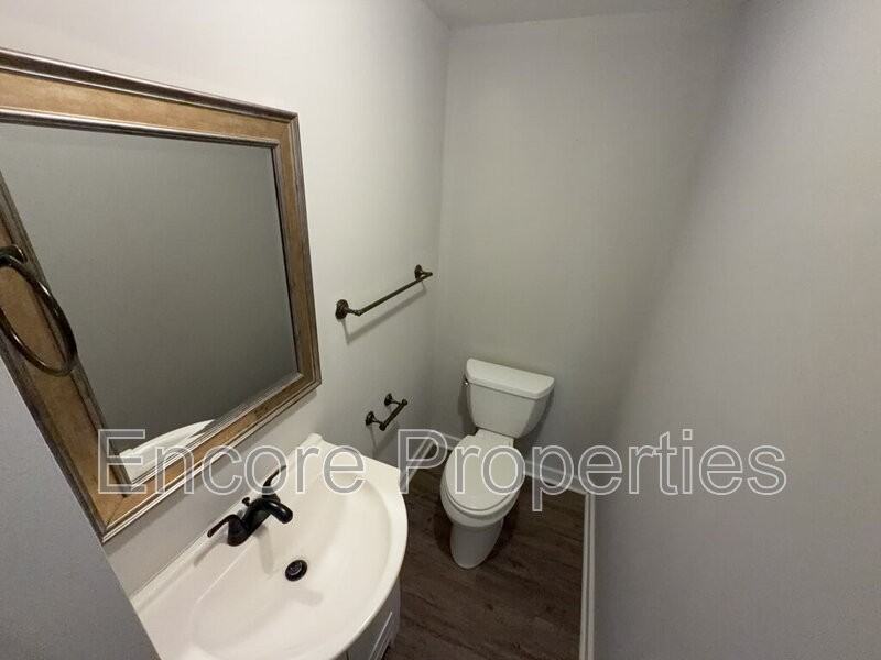 7305 Leesville Rd #C - Photo 7 of 11