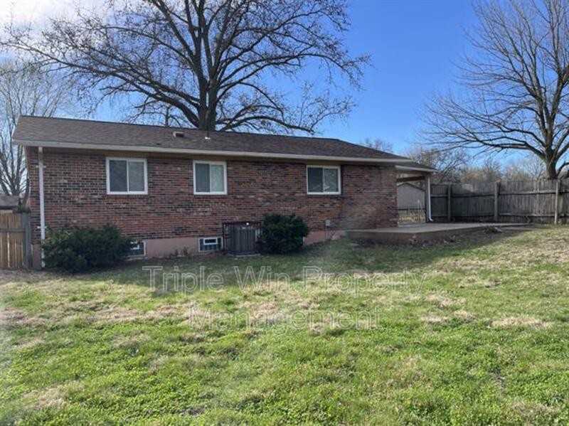 2384 Stoney End Ct - Photo 7 of 32