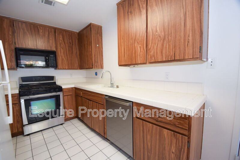 6745 Shakespeare Way - Photo 6 of 15