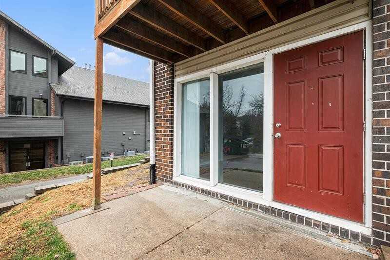 11718 Arbor St #2 - Photo 3 of 4