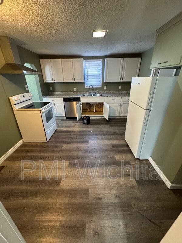 1931 S Washington Ave - Photo 7 of 10