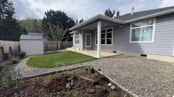 featured image of 2365 Glenmar Dr